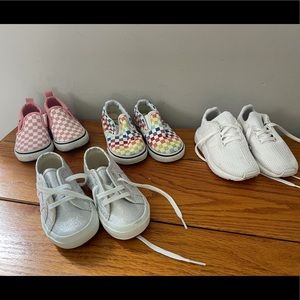 Toddler size 7/8 sneakers